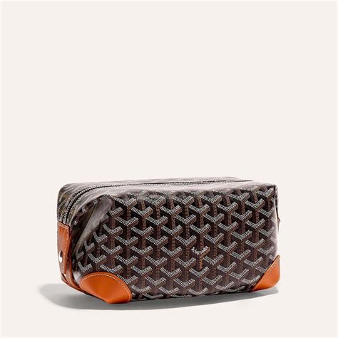 Goyard essential accessories